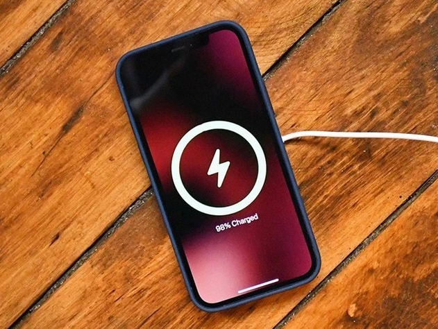 柳河苹果手机维修分享iPhone 12可以随便充电吗 
